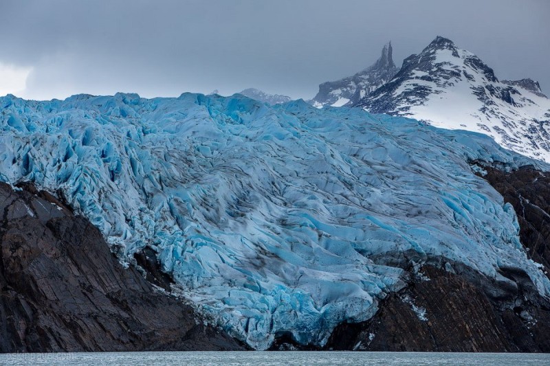 Ледник Грей (Grey Glacier), голубой ледник в Патагонии, Чили