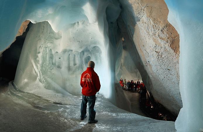 Ледяная пещера Айсризенвельт (Eisriesenwelt), Верфен, Австрия
