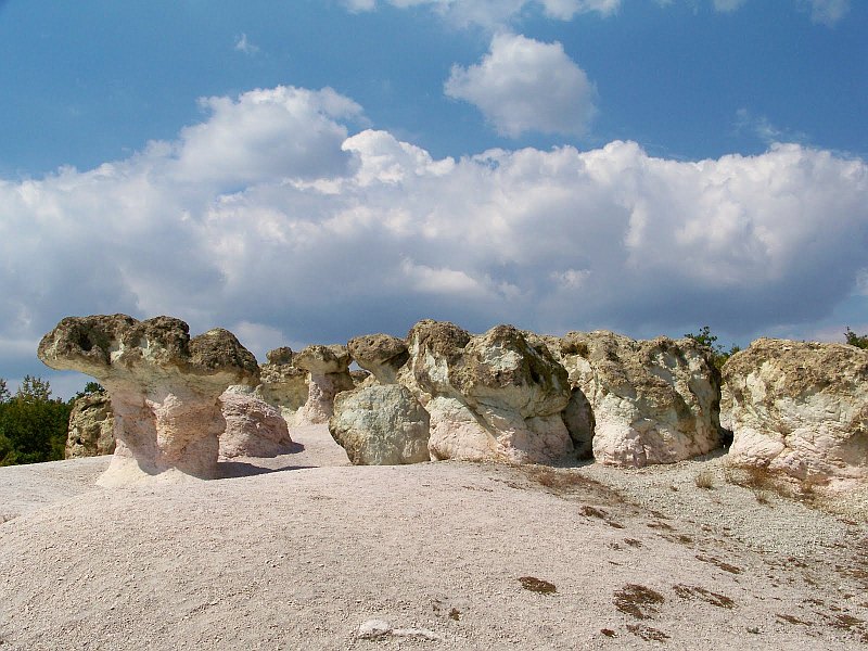 Каменные грибы, Болгария