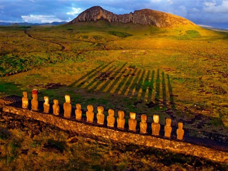 Статуи Моаи на острове Пасхи, Чили, истуканы, идолы