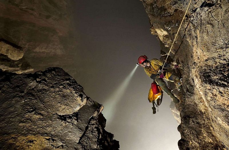 Подземный мир - пещера Эр Ван Дон (Er Wang Dong), Китай