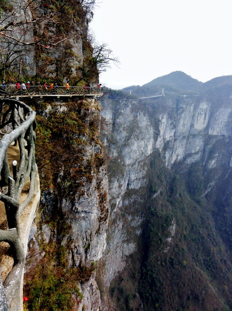 "Дорогая в небеса", национальный парк Тяньмыньшань (Китай)