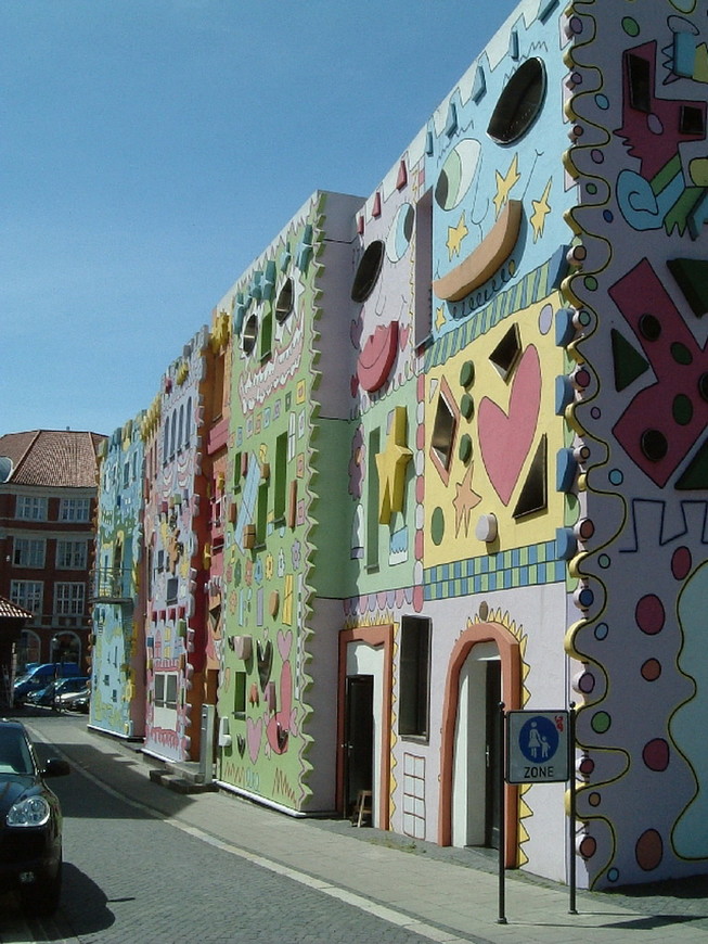 Счастливый дом Рицци (Happy Rizzi House) Брунсвик, Германия