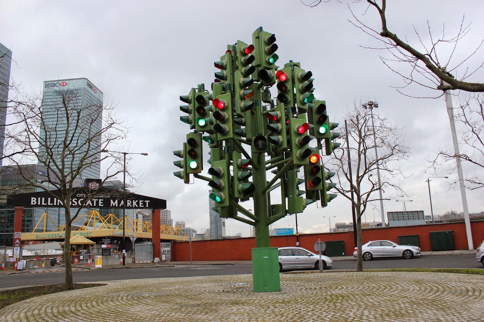 Светофорное дерево, Traffic Light Tree, Лондон, Великобритания