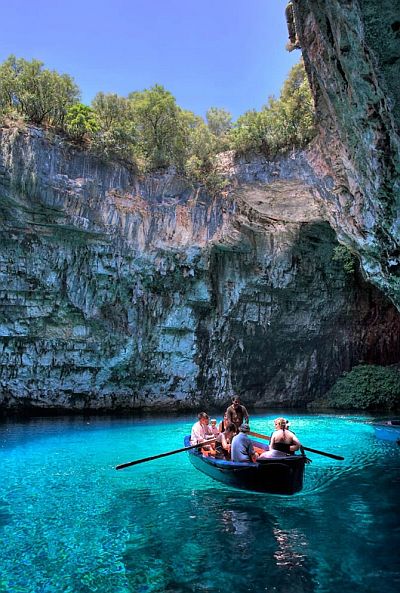 Пещера Мелиссани (Melissani), остров Кефалония, Греция