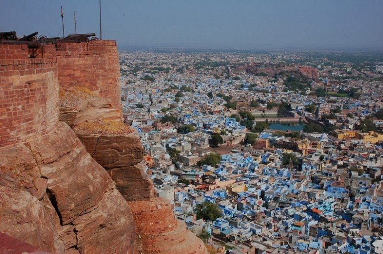 Форт Мехрангарх (Mehrangarh Fort), крепость, Джодхпур, штат Раджастхан, Индия