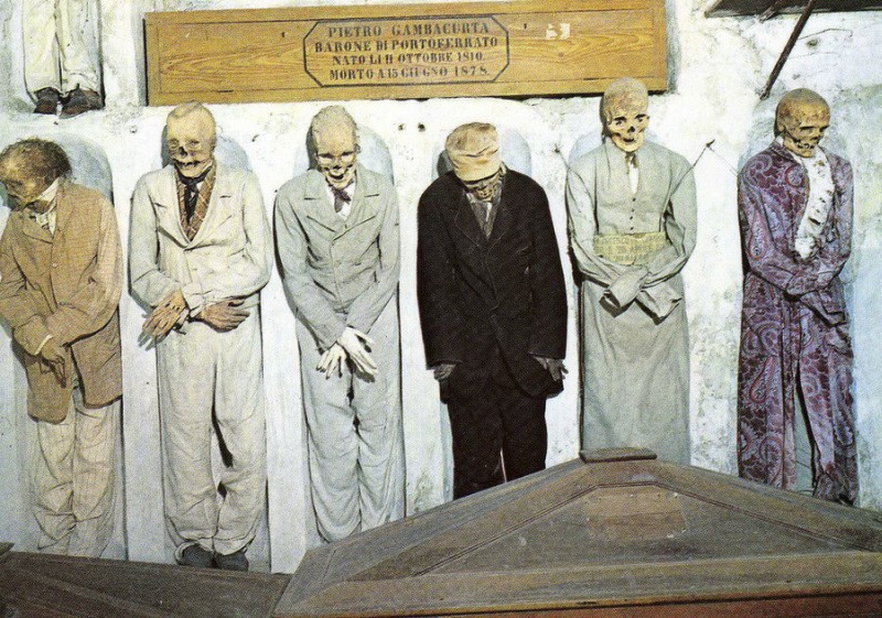 Катакомбы капуцинов (Catacombe dei Cappuccini), музей мертвых в Палермо, Италия,