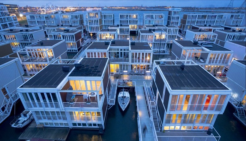 Плавучие дома в Эйбурге, Амстердам, Нидерланды