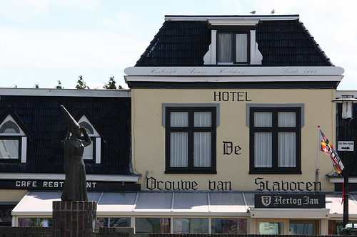 Голландский отель-ресторан «De Vrouwe van Stavoren»