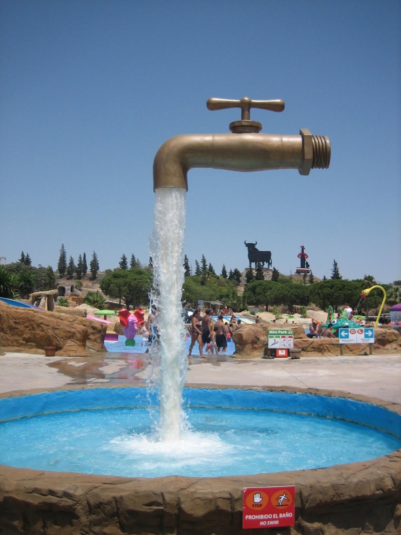 Магический Фонтан "Кран, висящий в воздухе" (Magic Tap Fountain) Кадис, Испания