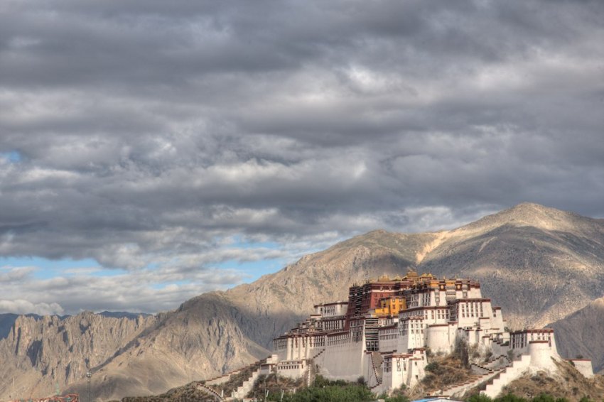 Дворец Потала (Potala Palace) Лхаса, Тибет, резиденция Далай-Ламы