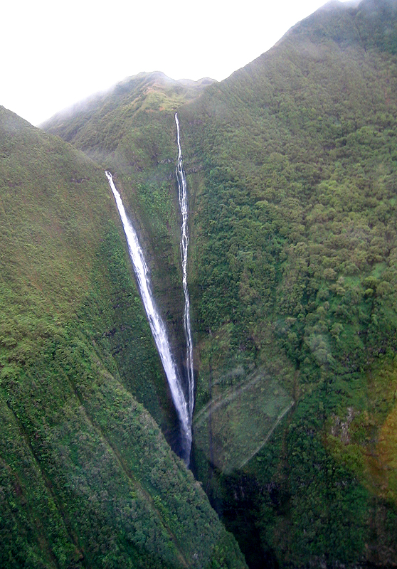 Водопад Хонокохау (Honokohau Falls), Мауи (Гавайи, США)