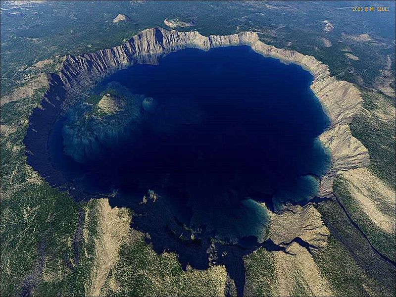 Кратерное озеро "Крейтер" (Crater Lake), штат Орегон, США