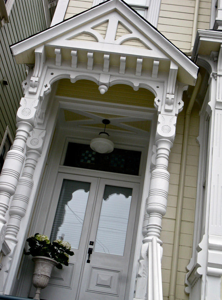 Улица Штайнер (Steiner) в Сан-Франциско с её викторианскими домами Painted Ladies