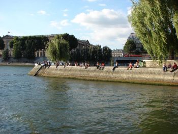 Франция: Париж обустроит правый берег Сены для прогулок
