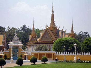 Камбоджа: Поток российских туристов в 2011 году вырос вдвое