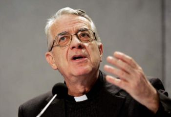 Ватикан опроверг сообщения итальянских СМИ об отставке госсекретаря