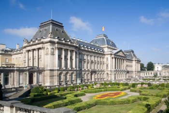 Бельгия: Королевский дворец в Брюсселе открылся для посетителей