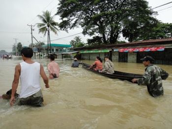 Мьянма: Наводнение оставило без крова более 85 тысяч человек