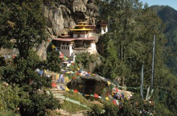 Бутан развитие туризма