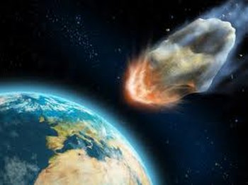 Завтра рядом с Землей пролетит опасный астероид