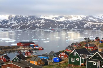 Исландия принимает рекордное количество туристов