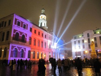 Латвия: Фестиваль света «Рига сияет» 2012