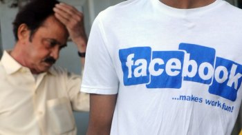 Таджикистан: Доступ к сети Facebook полностью заблокирован