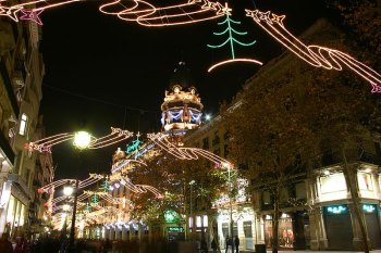Испания: В Барселоне открылась рождественская ярмарка у Саграда Фамилия