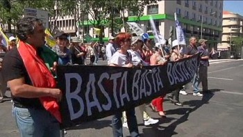 Португалия ушла на забастовку