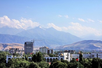 Кыргызстан: Власти вплотную занялись ребредингом страны