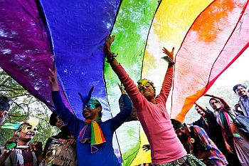 Индия окончательно признала гомосексуализм тяжким преступлением