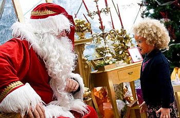 Италия: В Пизе детей и их родителей ждет фабрика Деда Мороза