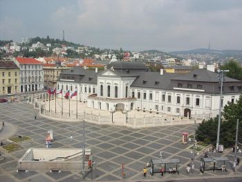 Словакия: В Братиславе создали реконструкцию освобождения города от фашистов