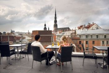 Латвия: На летний сезон в рижских отелях уже практически нет свободных номеров