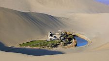 Райский оазис среди пустыни Гоби (Китай)