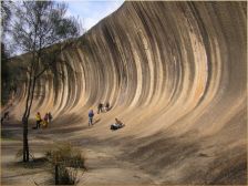 Волнистая скала (Wave Rock) - скальное образование в городе Хайден, Австралия