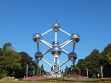 Атомиум (Atomium) - достопримечательность и символ Брюсселя, Бельгия