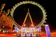 Лондонский глаз (London Eye) - колесо обозрения в столице Великобритании