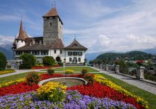 Замок Шпиц в Швейцарии